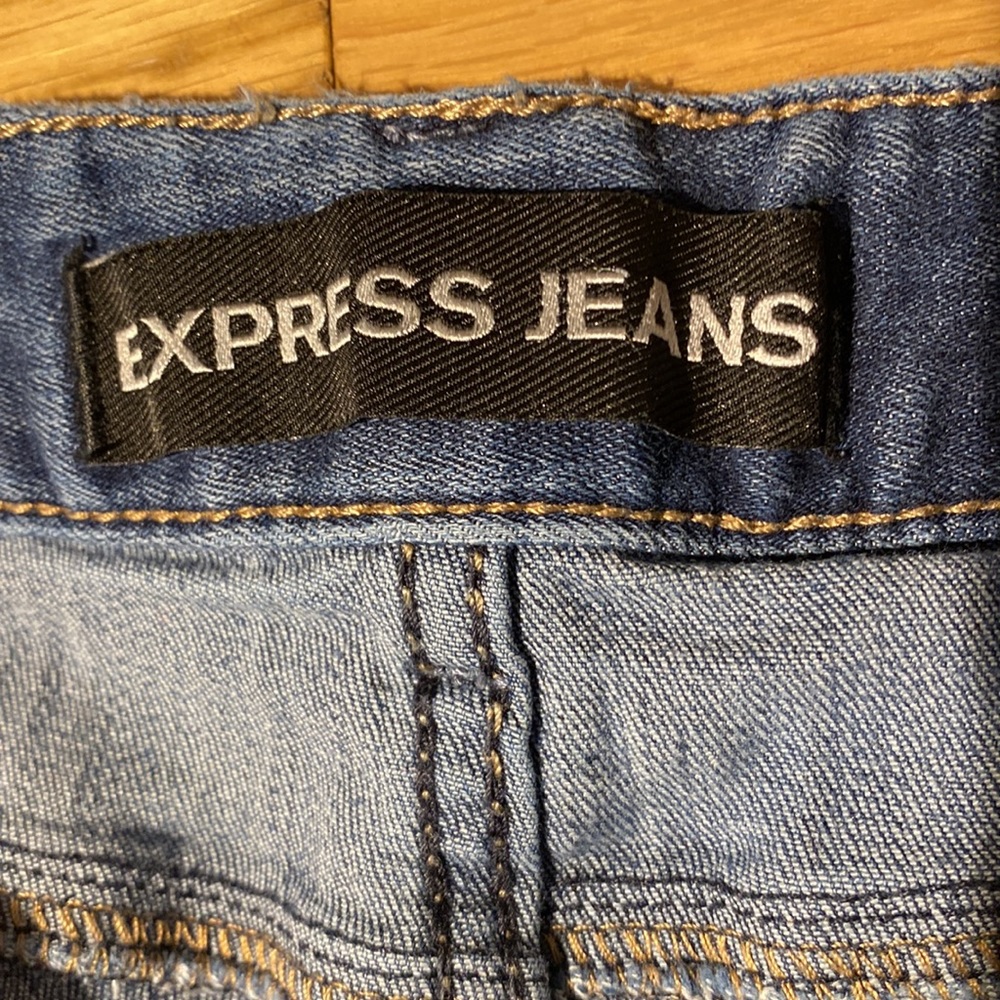 Express Skinny Stella Low Rise distressed jeans in medium wash size 6S - Picture 12 of 15